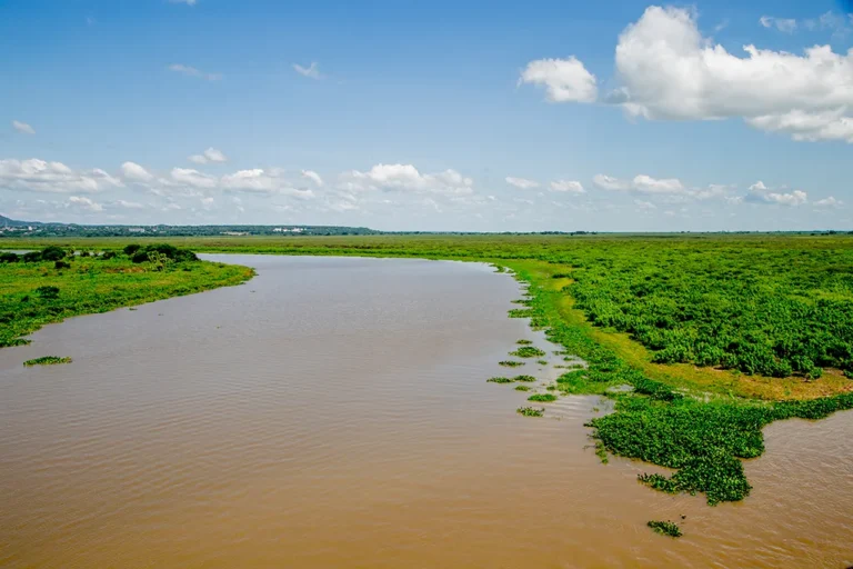 Corumbá sedia reunião Brasil-Bolívia sobre navegação no Canal Tamengo