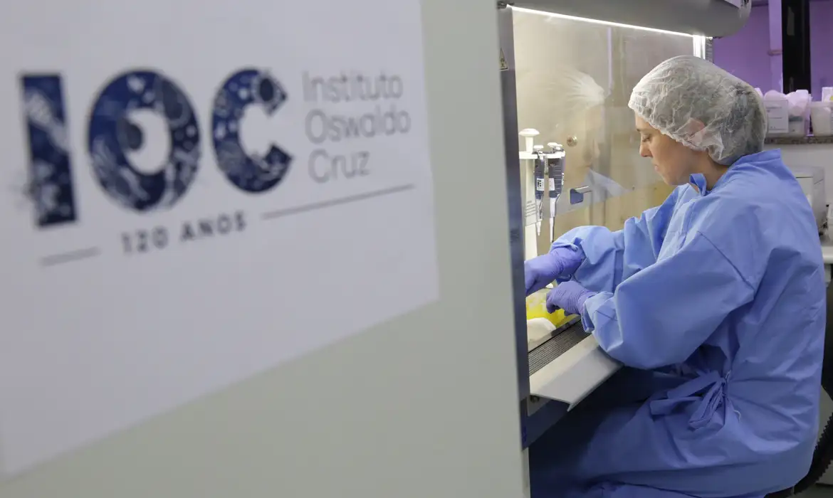 Leia mais sobre o artigo Fiocruz alerta: vírus respiratórios seguem em alta na maior parte do Brasil