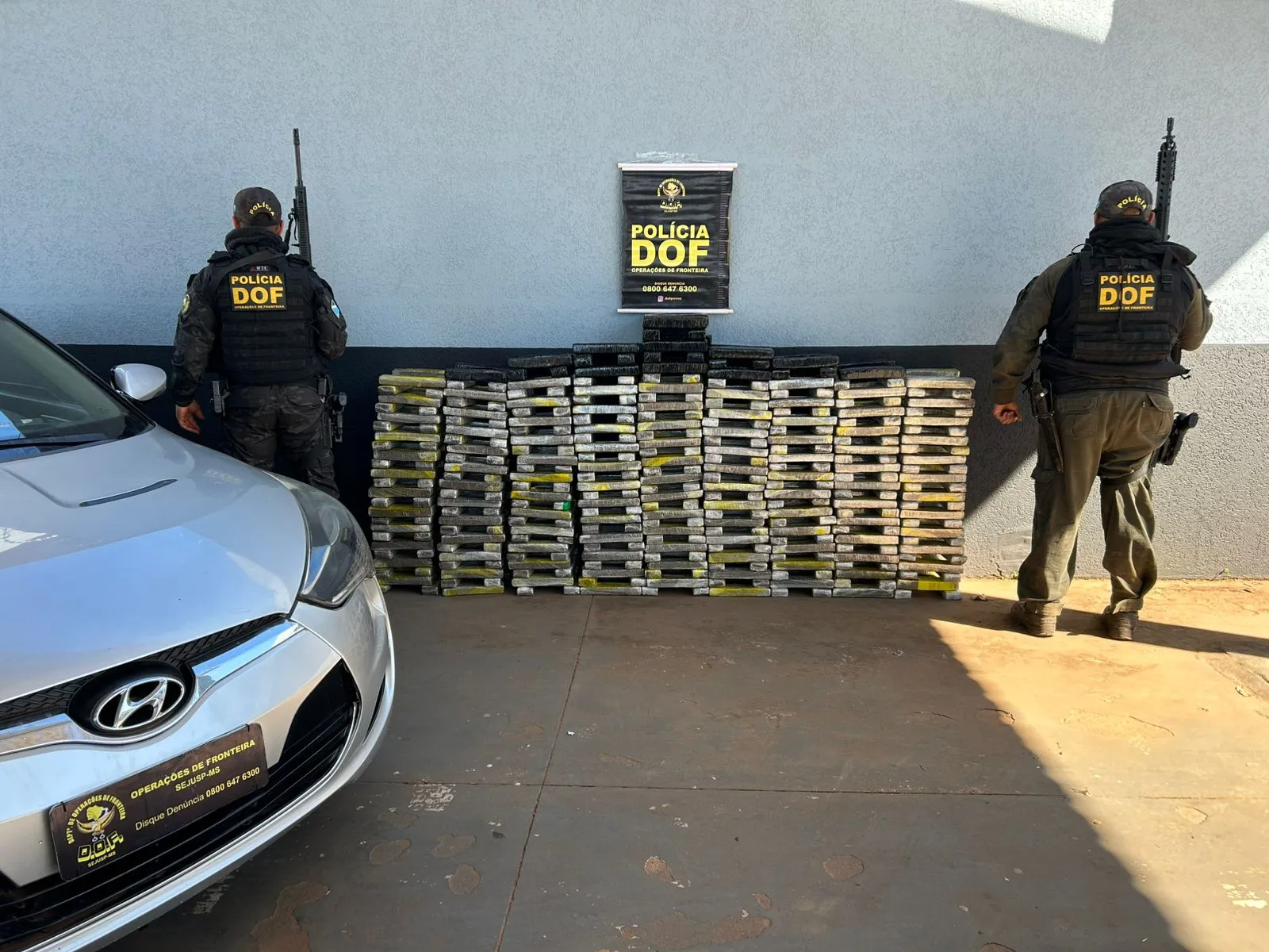 No momento, você está visualizando Homem é preso com mais de 330 kg de maconha em carro na MS-295