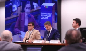 Leia mais sobre o artigo Câmara aprova isenção de IR para quem ganha até R$ 5 mil