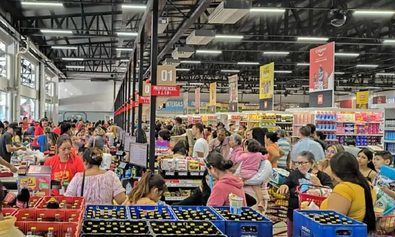 Mega Mercado é inaugurado em Corumbá com R$ 16 milhões em investimentos e 135 empregos