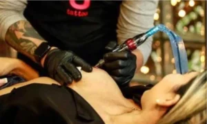 Leia mais sobre o artigo CFM proíbe uso de anestesia para tatuagens sem indicação médica