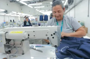Leia mais sobre o artigo Setor produtivo têxtil cresce em Mato Grosso do Sul e mira expansão com sustentabilidade social