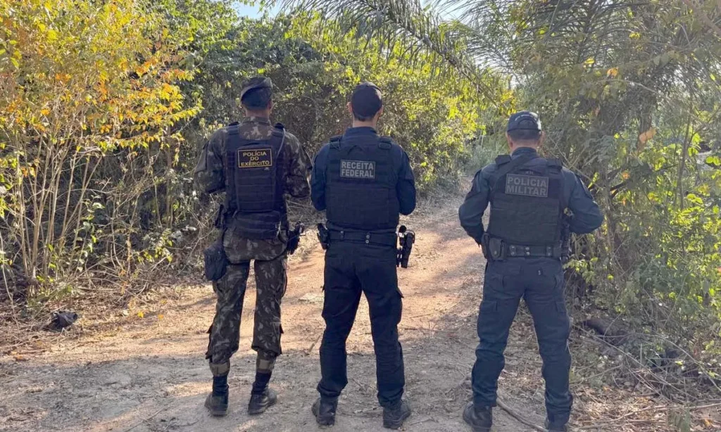 Força-tarefa desmonta nova trilha clandestina usada para contrabando na fronteira em Corumbá 2 trilha clandestina na fronteira da Bolívia com o Brasil em Corumbá