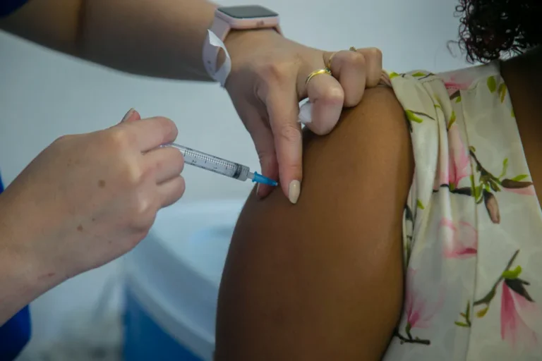 Prefeitura divulga cronograma de rotina das salas de vacina até sexta-feira, 18 de julho