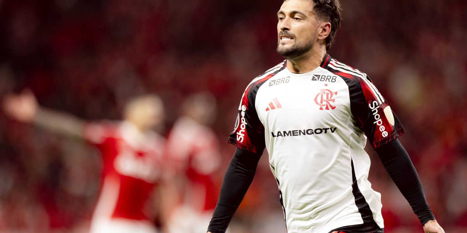 Flamengo volta a derrotar o Internacional e avanca na Libertadores flamengo