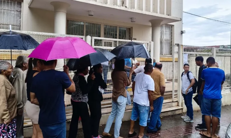 PROCON notifica Correios por desrespeito a horário e tempo de espera em Corumbá.