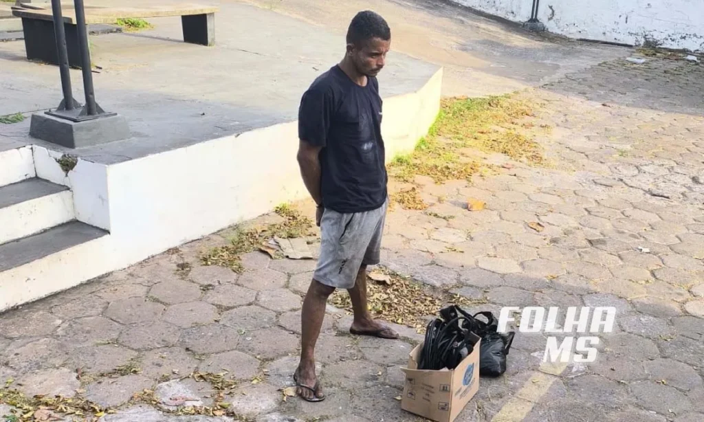 Foragido por duplo homicídio no ES é preso em Corumbá após furtar fios de cobre na zona rural.