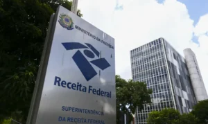 Leia mais sobre o artigo Receita volta a exigir declaração de fintechs após operações da PF