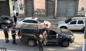 Leia mais sobre o artigo PF e Receita Federal desarticulam esquemas de lavagem de dinheiro no setor de combustíveis
