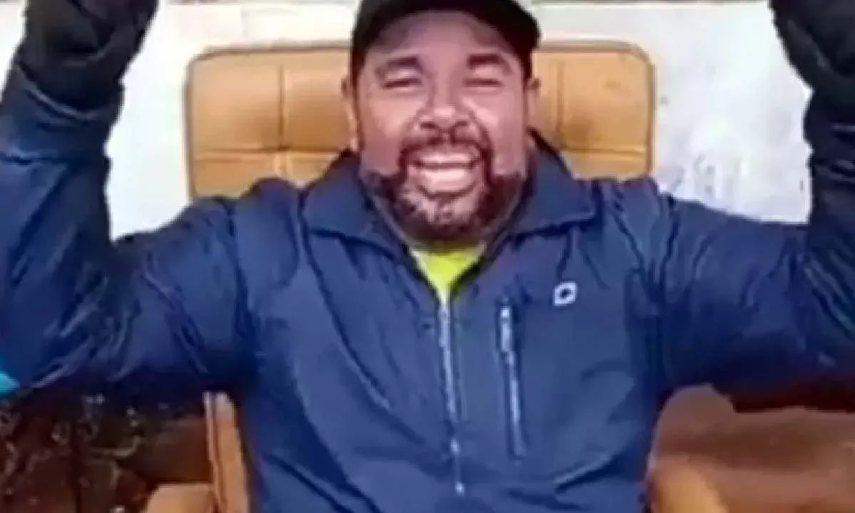 No momento, você está visualizando 8/1: STF vota para condenar homem que sentou na cadeira de Moraes