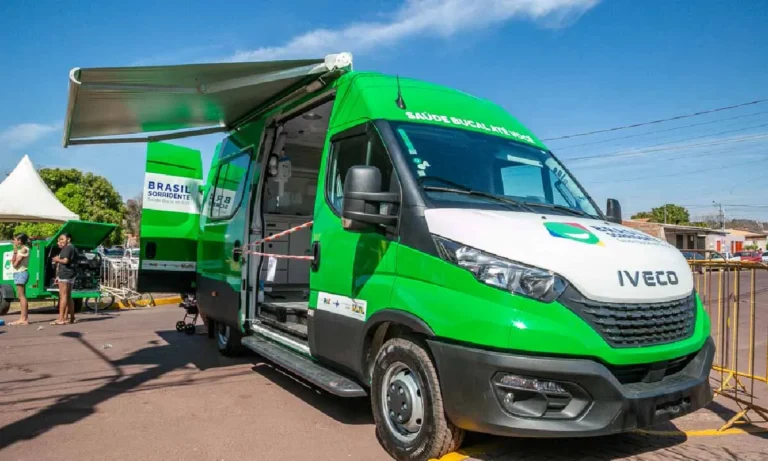 Unidade Odontológica Móvel chega a Corumbá para atender comunidades isoladas pelo programa Brasil Sorridente.