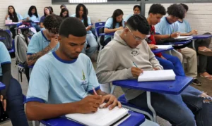 Leia mais sobre o artigo Pé-de-Meia inicia pagamento da 7ª parcela para estudantes do ensino médio