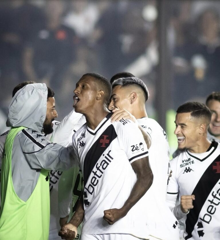 Vasco derruba o Cruzeiro e engata segunda vitória consecutiva