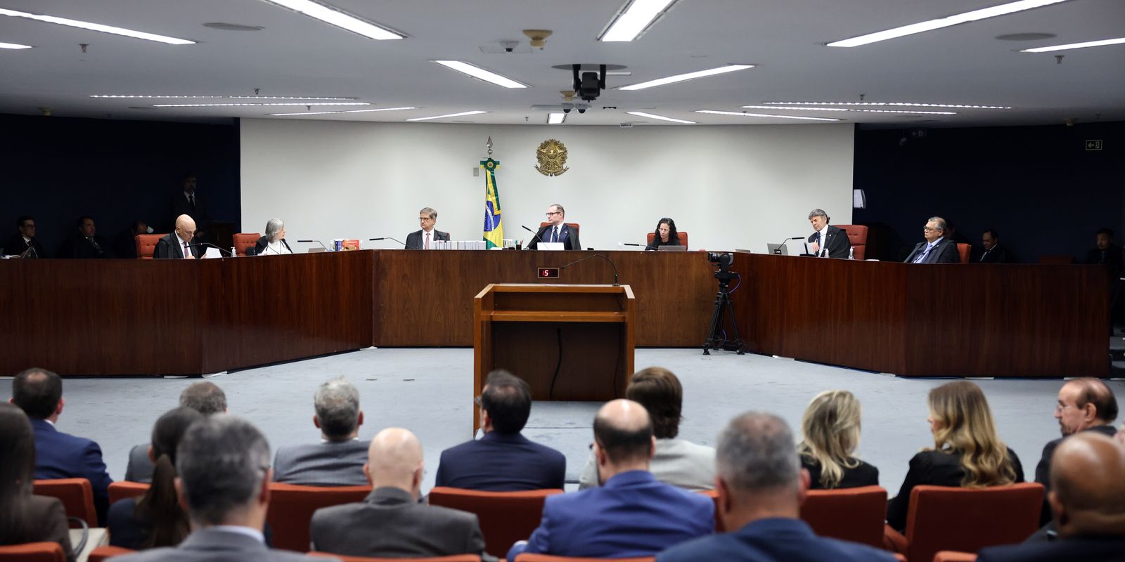 STF comeca a definir penas de Bolsonaro e aliados