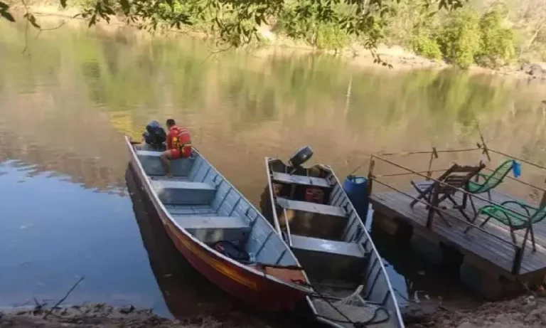 Corpo de jovem desaparecido no Rio Aquidauana é encontrado em Piraputanga após mais de 24 horas de buscas.