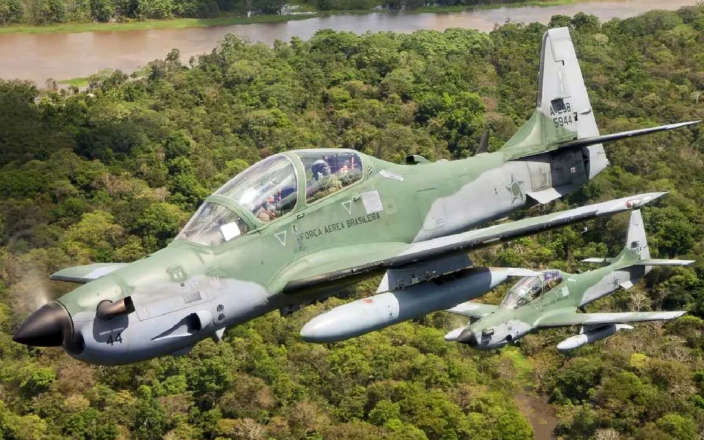 Avião carregado com 1 tonelada de cocaína é interceptado pela FAB 2 cacas fab cocaína