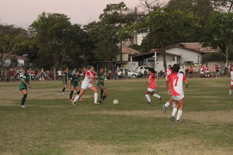 Copa Integração de Futebol Amador Feminino começa neste sábado em Corumbá