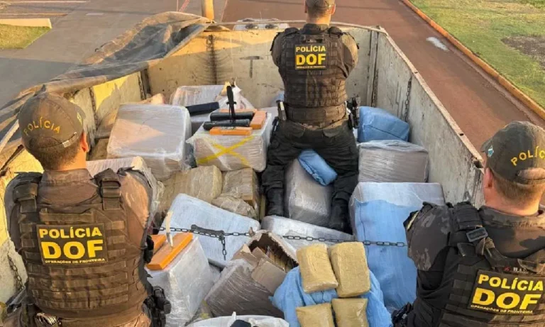 DOF apreende 3 toneladas de drogas escondidas em carga de cobre em Bataguassu; motorista levaria entorpecentes para São Paulo.