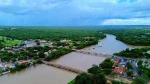 Leia mais sobre o artigo Coxim registra 41,3°C e lidera ranking das cidades mais quentes do Brasil