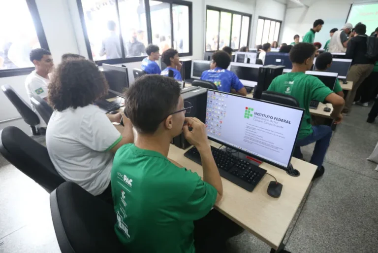 IFMS abre vagas imediatas para cursos técnicos gratuitos em Aquidauana, Coxim e Jardim, com benefício para alunos do Proeja.