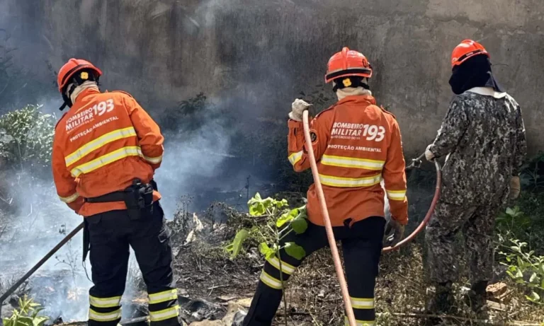 Agosto registra aumento de incêndios em Corumbá e Ladário, com 59 casos atendidos pelo 3º Grupamento de Bombeiros Militar.