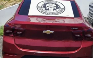 Carro furtado em Minas Gerais é localizado em Corumbá 4 Leia mais sobre o artigo Carro furtado em Minas Gerais é localizado em Corumbá