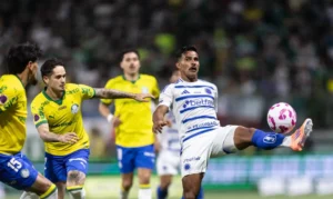 Leia mais sobre o artigo Palmeiras empata com Cruzeiro e mantém liderança do Brasileirão por um ponto