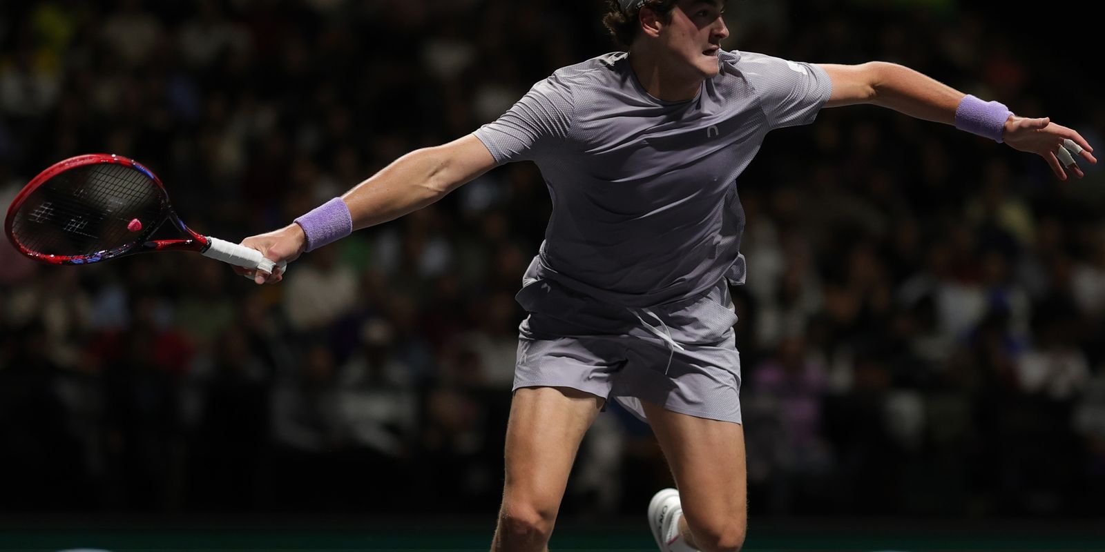 Joao Fonseca vence Shapovalov na estreia do Masters 1000 de