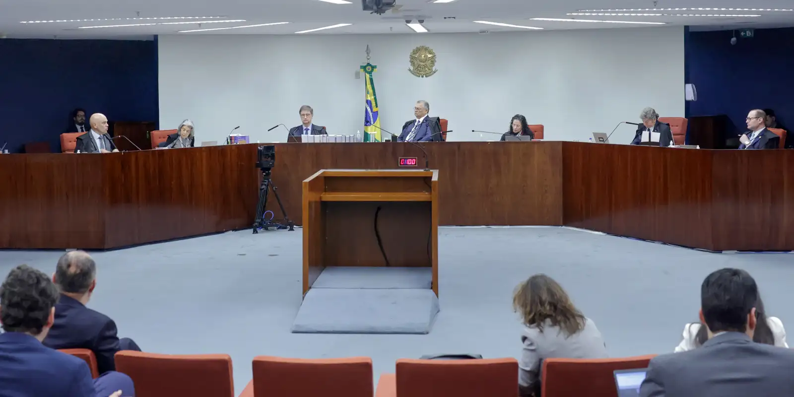 Maioria do STF condena sete reus do Nucleo 4 da