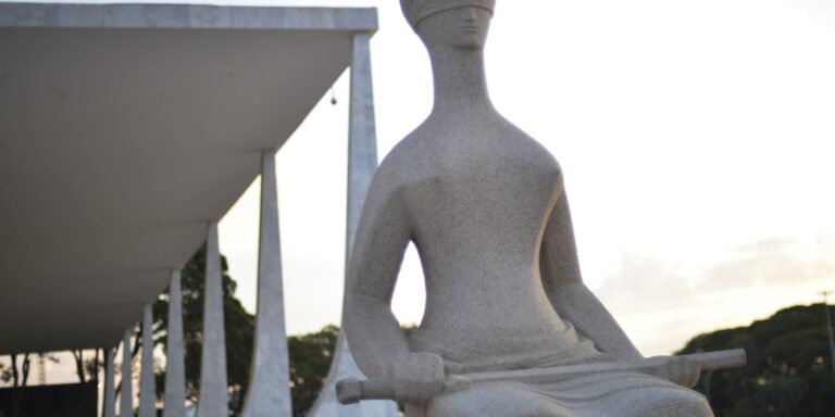 STF derruba decisão de Barroso que autoriza enfermeiros a atuar em procedimentos de aborto