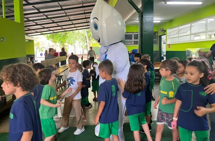 A Estratégia Aluno Imunizado 2025 ocorre de 3 a 14 de novembro em MS para checar cadernetas e focar na vacina do HPV em escolas.