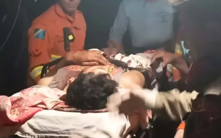 Trabalhador atacado por onça-pintada no Pantanal segue internado em Campo Grande após cirurgia; família afirma que está fora de perigo.