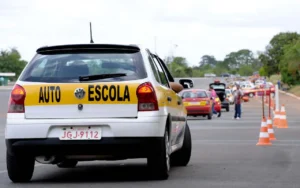 Leia mais sobre o artigo Lula autoriza sequencia de projeto sobre CNH sem autoescola