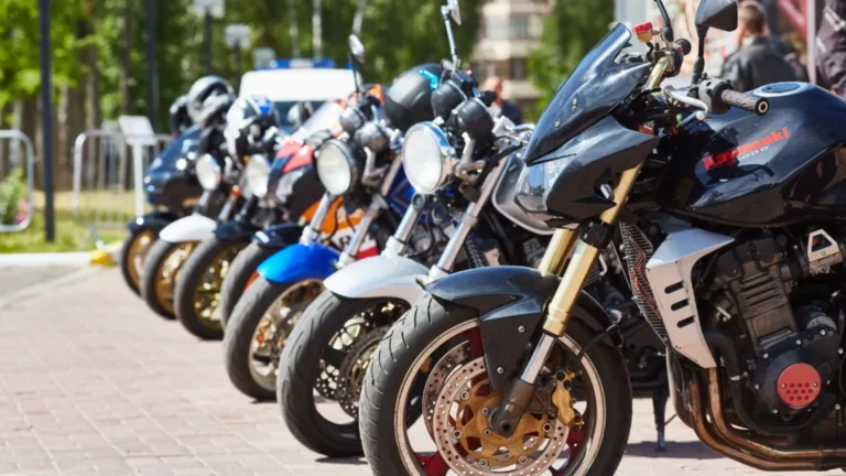 Leilão do TJMS nº 001/2025 oferta 11.438 bens inservíveis, incluindo veículos blindados e equipamentos de informática. Lances vão até 19 de novembro.