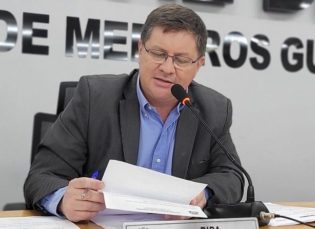 Vereador Bira solicita reativação da ala psiquiátrica da Santa Casa e credenciamento de psiquiatra