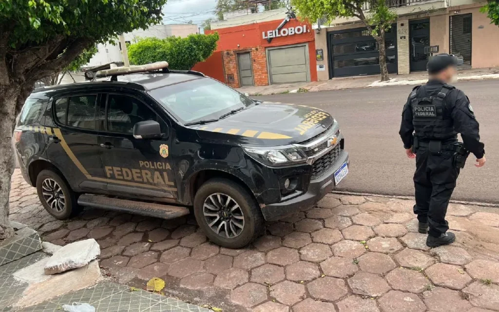 Grilagem de terra e corrupção são alvos de operação da PF no Incra em Corumbá 3 pf incra2 Grilagem