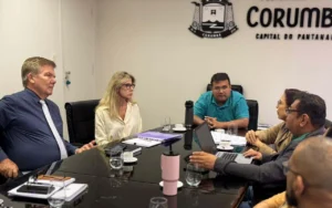 Leia mais sobre o artigo Em reunião com Simted prefeito abre diálogo para propostas na Educação de Corumbá