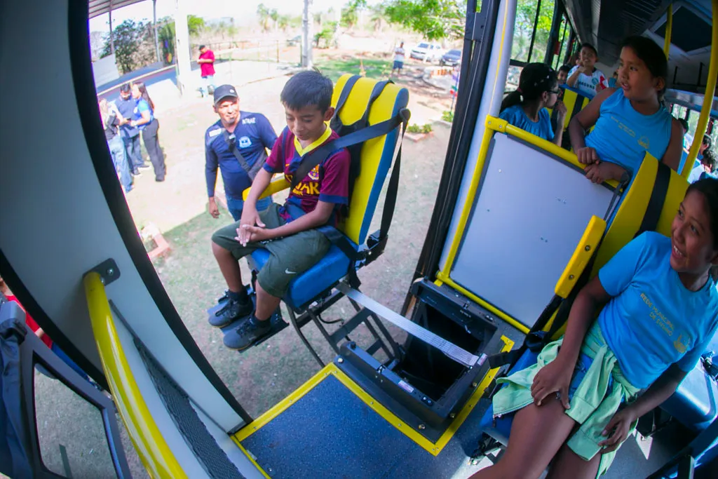 SEMED recebe novo ônibus escolar para reforçar transporte de alunos em Corumbá 2 transporte escolar3 ônibus escolar