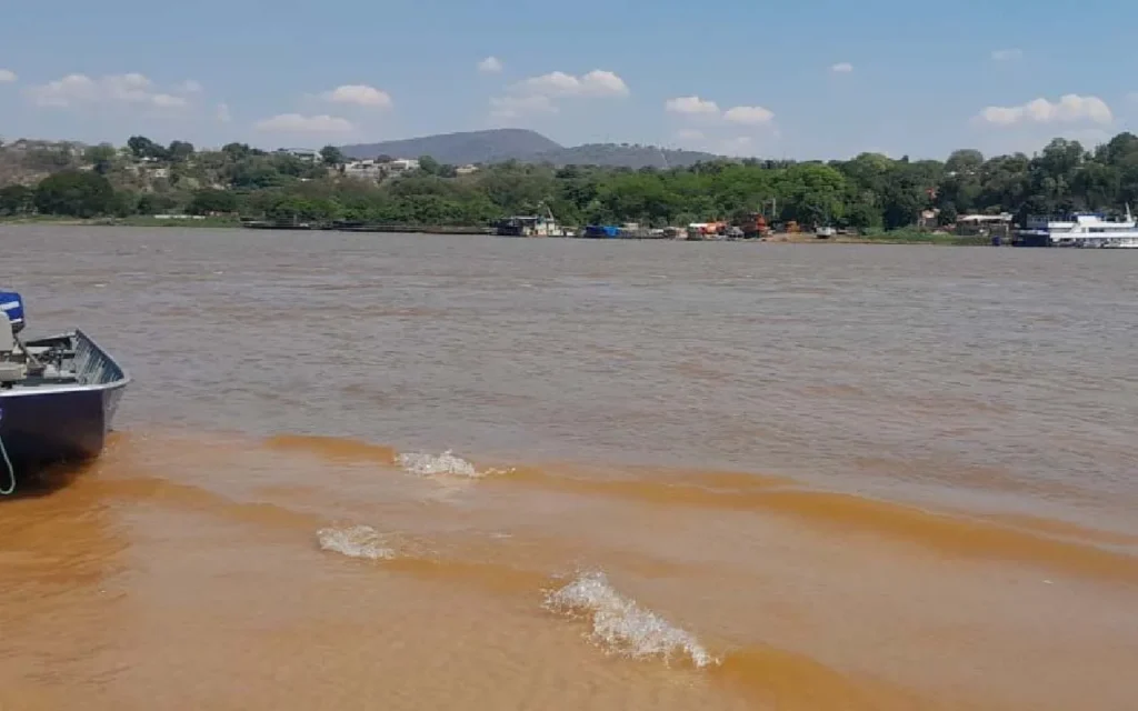 vazante rio paraguai1 contratos irregulares