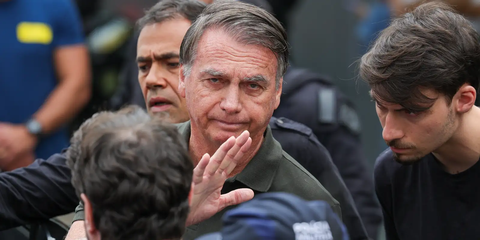 Bolsonaro passa por audiencia de custodia neste domingo
