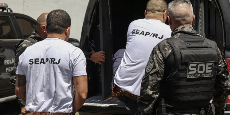 Chefes do Comando Vermelho são transferidos para presídios federais