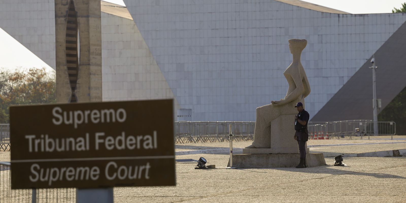 Defesa de Bolsonaro entra com novo recurso no STF contra