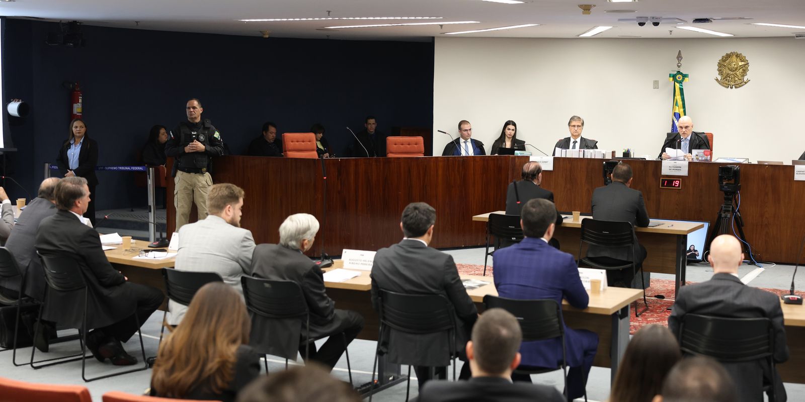 STF rejeita recurso e mantem condenacao de Bolsonaro na trama