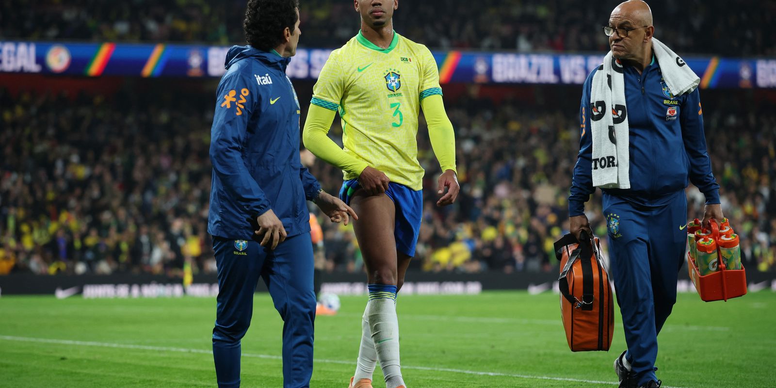 Zagueiro Gabriel Magalhaes e cortado da selecao brasileira