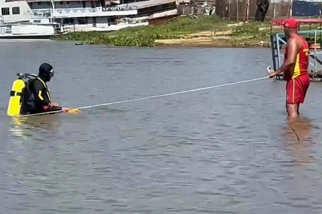 Corpo de homem é encontrado no Porto Geral de Corumbá após afogamento neste domingo; vítima ainda não foi identificada e caso será investigado.