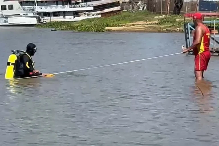 Corpo de homem é encontrado no Porto Geral de Corumbá após afogamento neste domingo; vítima ainda não foi identificada e caso será investigado.