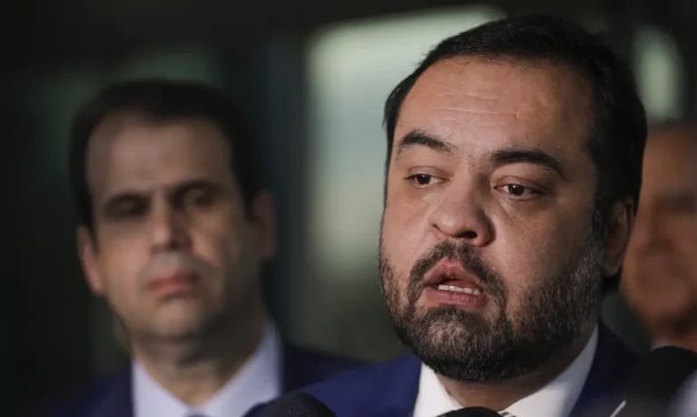 Ministra do TSE vota pela cassação de Cláudio Castro e pede novas eleições no Rio