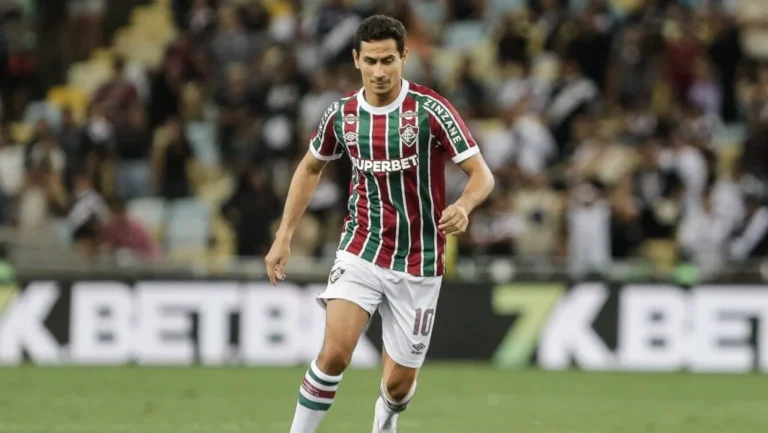 Ganso deve voltar ao Fluminense para o clássico contra o Flamengo