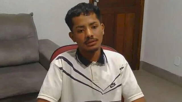 Acusado relata ter matado padre após ser chamado para encontro sexual